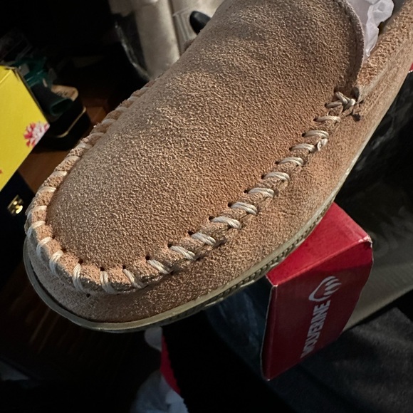 Slippers - Picture 2 of 3